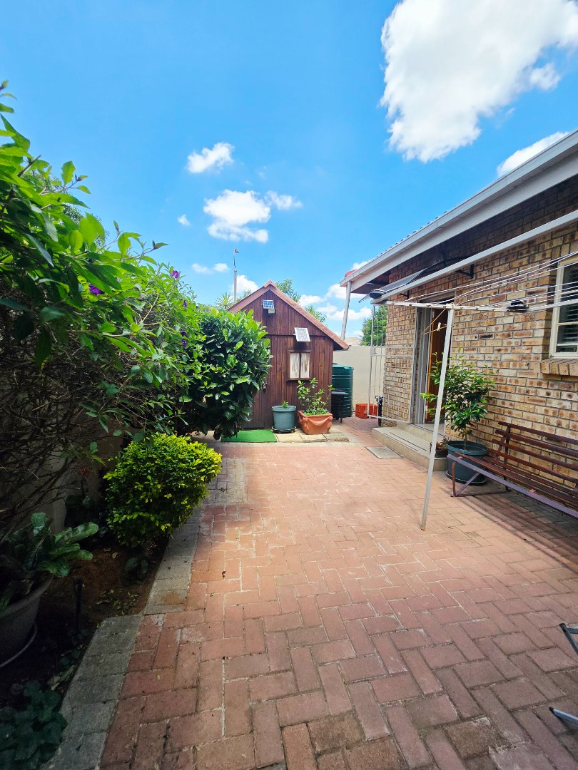 3 Bedroom Property for Sale in Flimieda North West